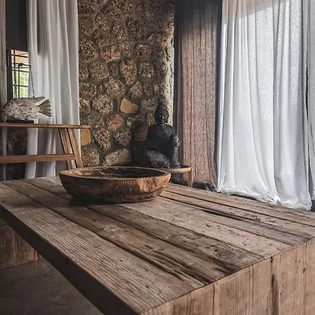 Three Dots Boutique Villa *