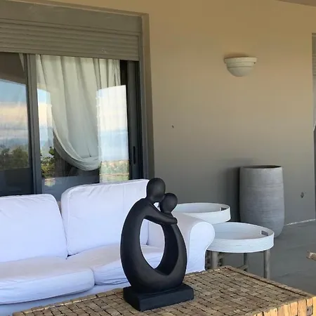 Three Dots Boutique Villa *