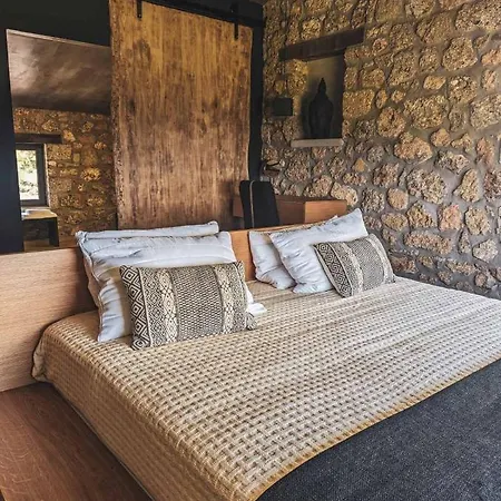 Three Dots Boutique Villa Souli