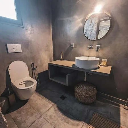 Three Dots Boutique * Souli