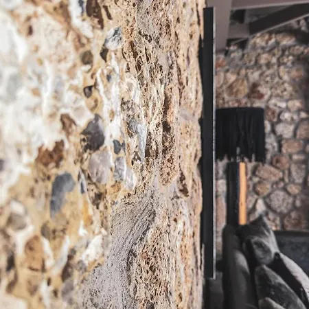 Three Dots Boutique * Souli