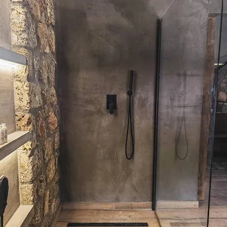 Three Dots Boutique Villa Souli