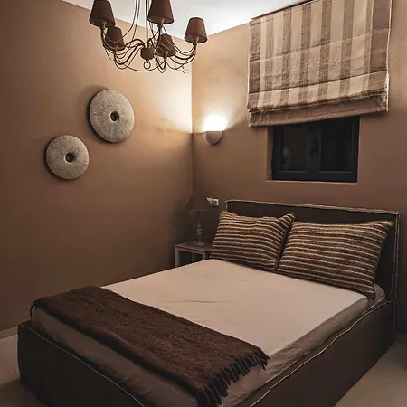 Three Dots Boutique *