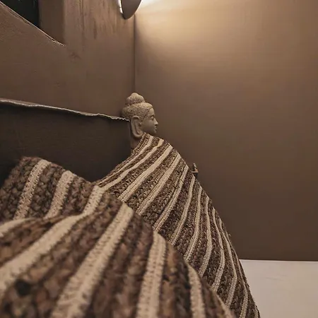 Three Dots Boutique * Souli