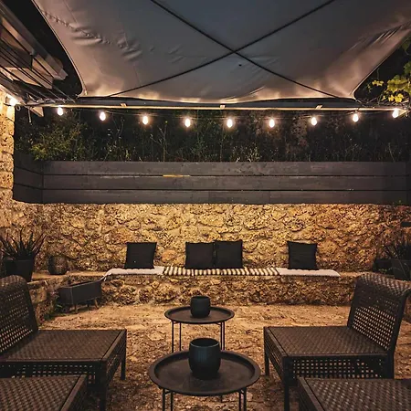 Three Dots Boutique Villa