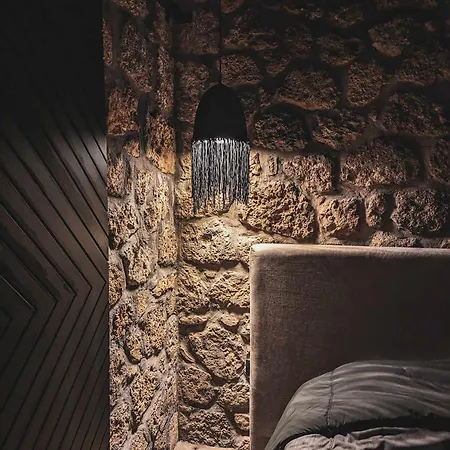 Villa Three Dots Boutique