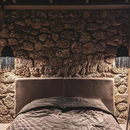 Three Dots Boutique *