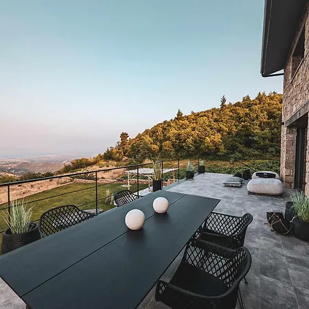 Three Dots Boutique *