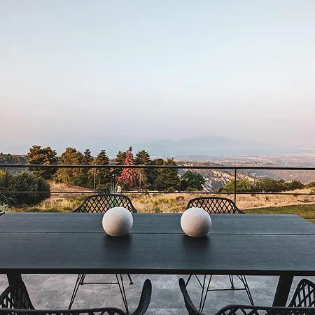 Three Dots Boutique Souli