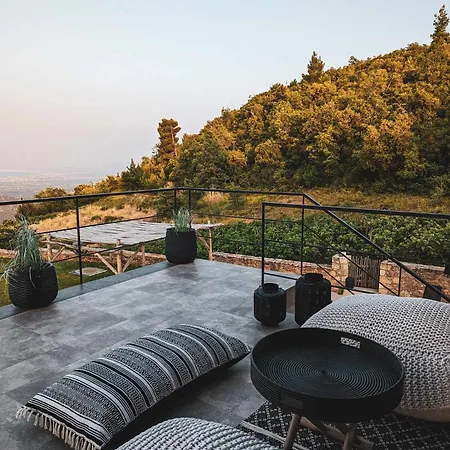 Three Dots Boutique וילה