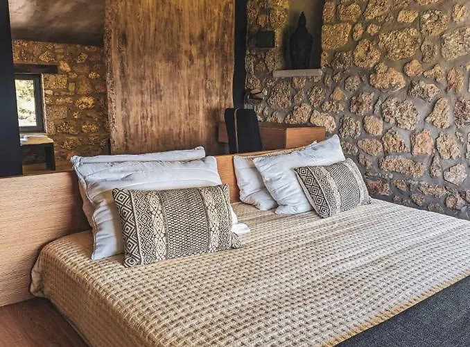 Three Dots Boutique Villa Souli