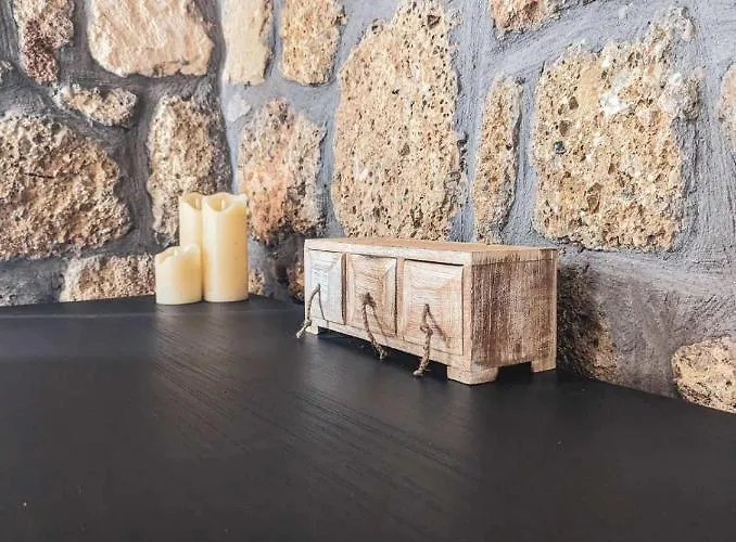 Three Dots Boutique Souli