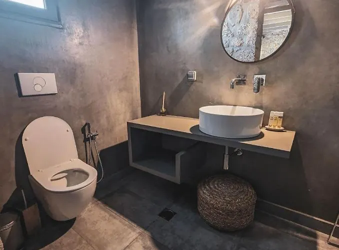 Three Dots Boutique * Souli