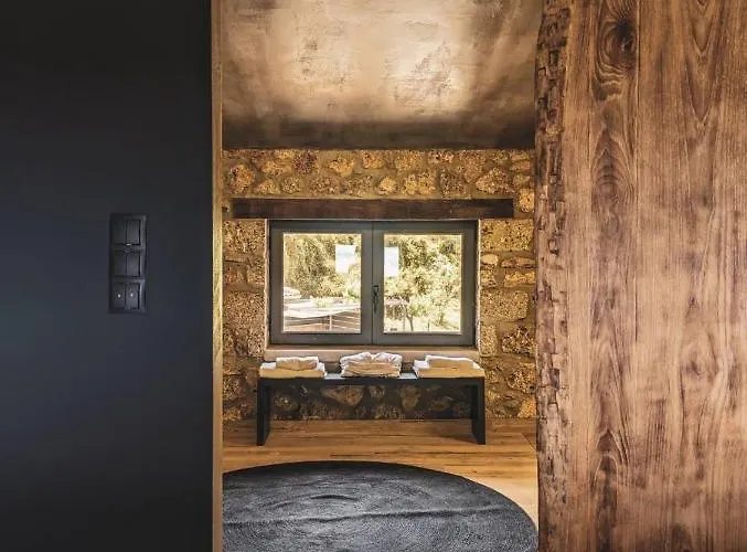 Three Dots Boutique Villa *