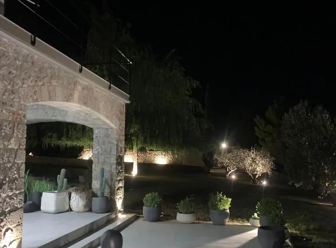 Villa Three Dots Boutique Souli