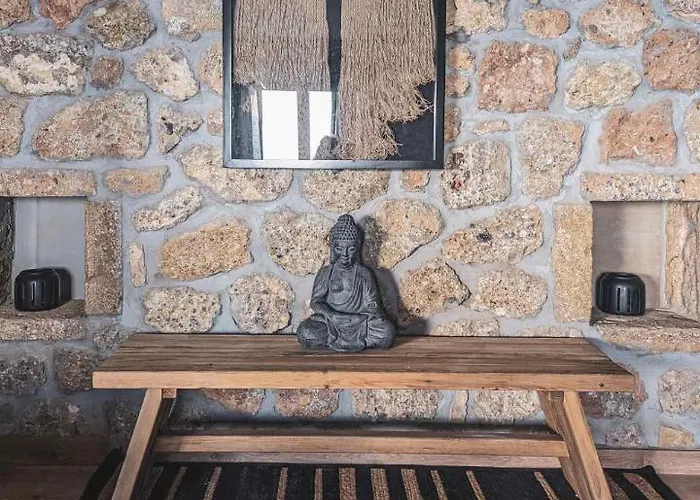 Villa Three Dots Boutique *