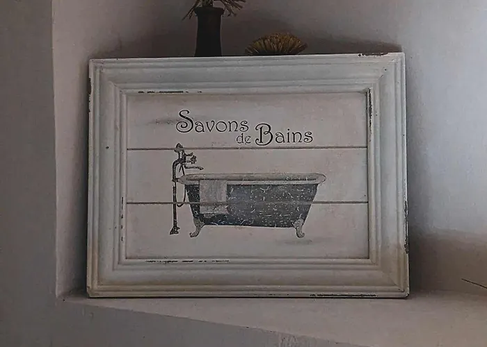 ヴィラ Three Dots Boutique