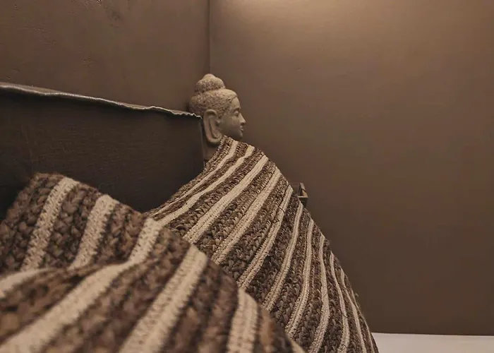 Three Dots Boutique * Souli