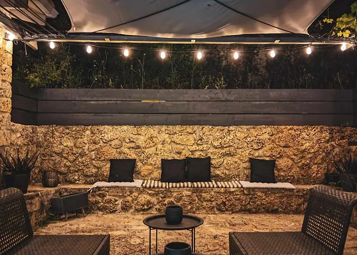 Three Dots Boutique Villa